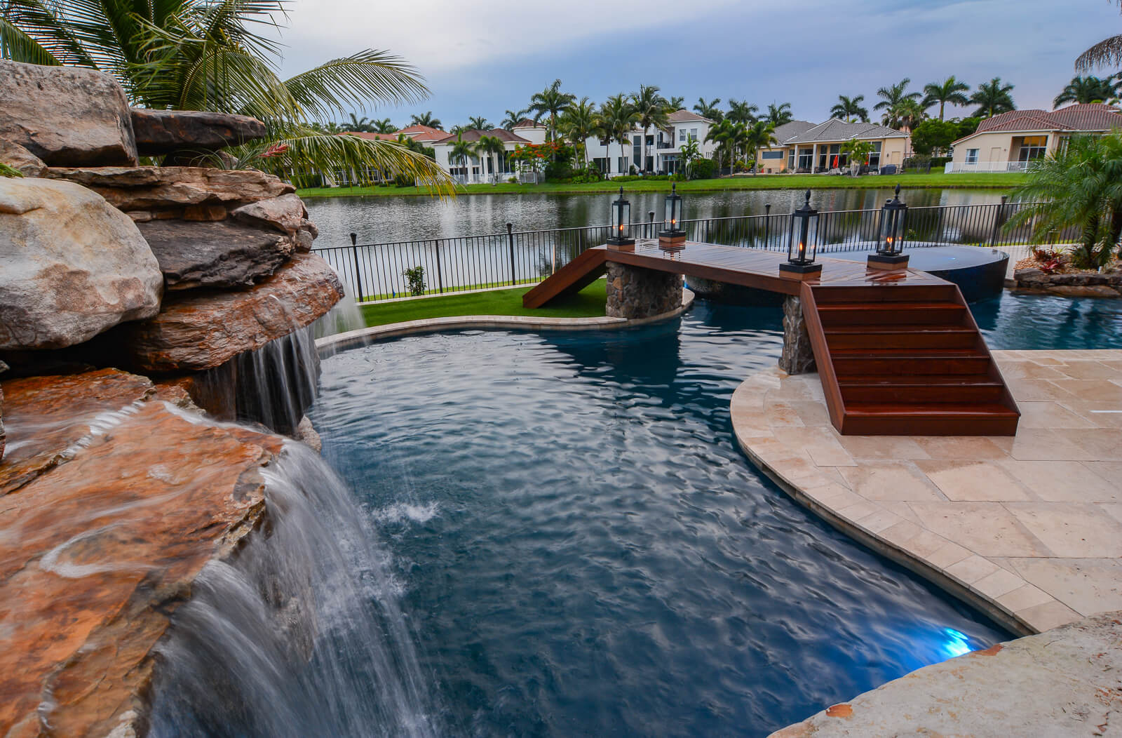 Zero Entry Pool Builds And Spa Construction In Wellington Fl