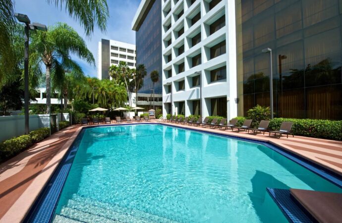 Commercial Pool Builds-SoFlo Pool and Spa Builders of Wellington