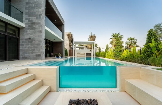 Luxury Pools & Spas-SoFlo Pool and Spa Builders of Wellington