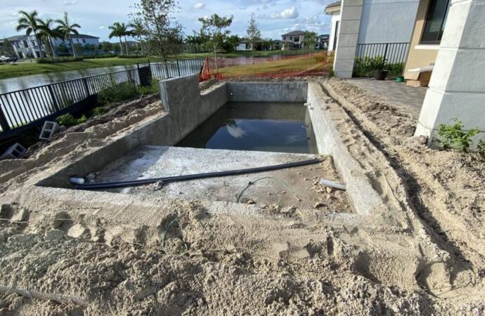 New Pool Construction-SoFlo Pool and Spa Builders of Wellington