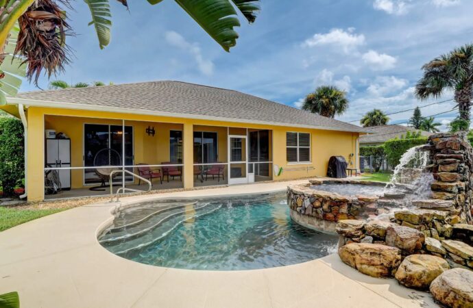Residential Pool Builds-SoFlo Pool and Spa Builders of Wellington